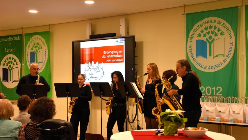 Musikalisch umrahmt wurde die Veranstaltung vom Saxtett der Realschule Weißenburg. 