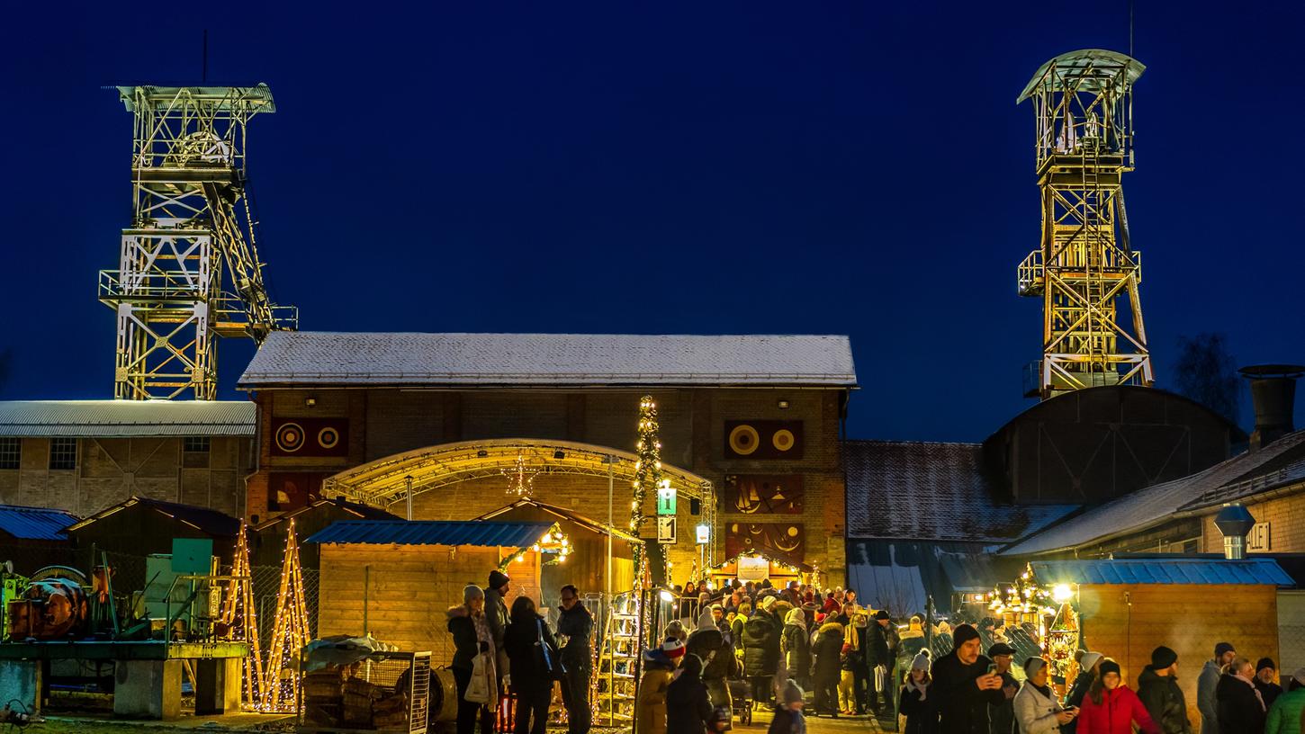 Auf dem Gelände des Bergbaumuseums Maffeischächte steigt der zweite Grubenadvent. Auf dem Gelände des Bergbaumuseums Maffeischächte steigt der zweite Grubenadvent.