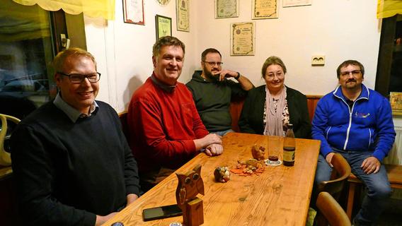 Bürgermeisterwahl in Pottenstein: Bewerberin der CSU wirft Hut in den Ring