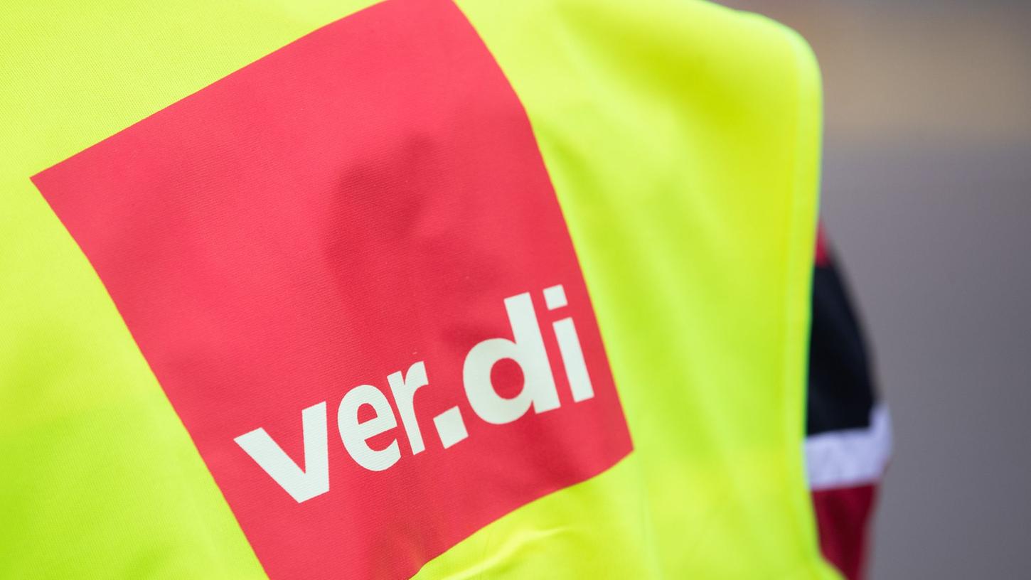 Verdi hat das Universitätsklinikum Würzburg zu einem erneuten Streik aufgerufen. Verdi hat das Universitätsklinikum Würzburg zu einem erneuten Streik aufgerufen.