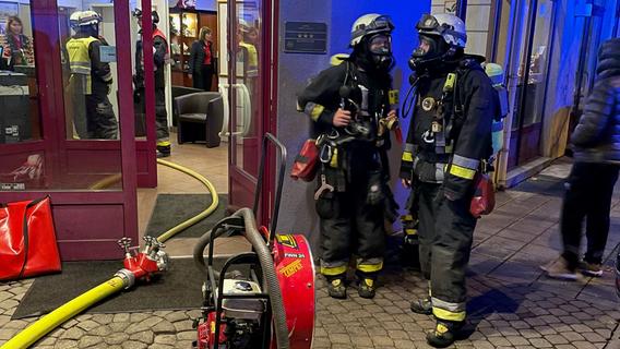 Nächtliche Aufregung in Nürnberger Hotel: Feuer in Appartement ausgebrochen