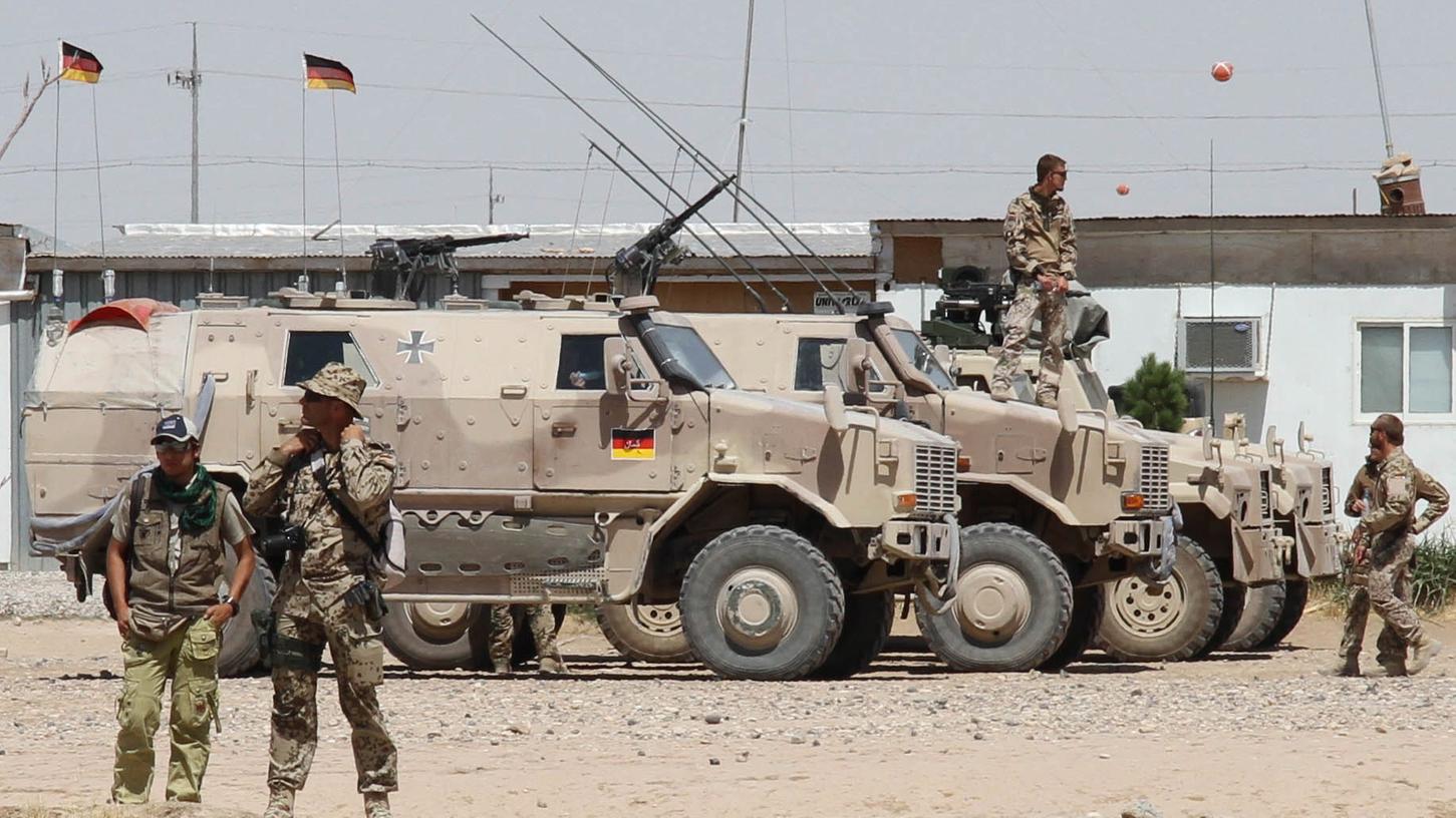 Afghanen übernehmen Kommando in Masar-i-Scharif