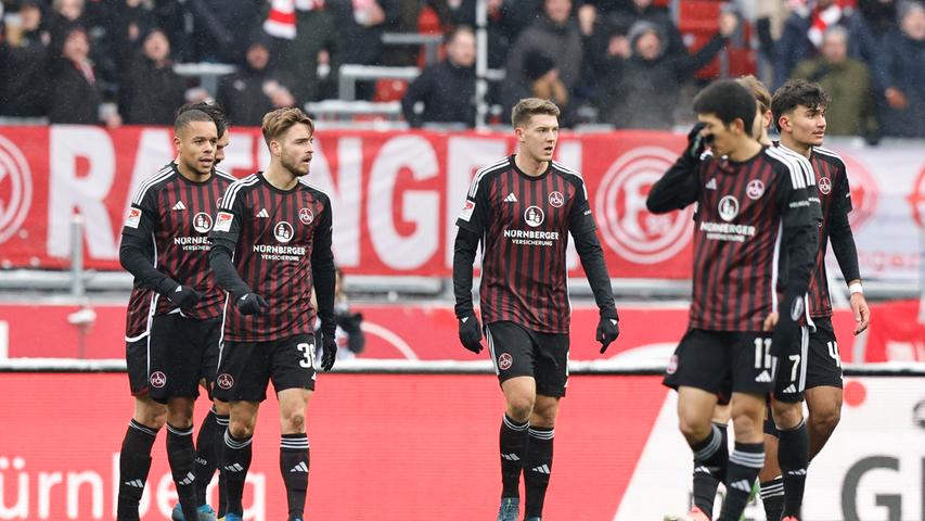 Tiefe Enttäuschung beim Club - erst recht nach Gegentor Nummer fünf. Am Dienstag wartet Kaiserslautern im DFB-Pokal-Achtelfinale.