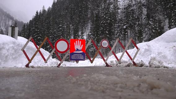 Es herrscht erhebliche Lawinengefahr: Kein Skibetrieb an der Zugspitze wegen Schneechaos