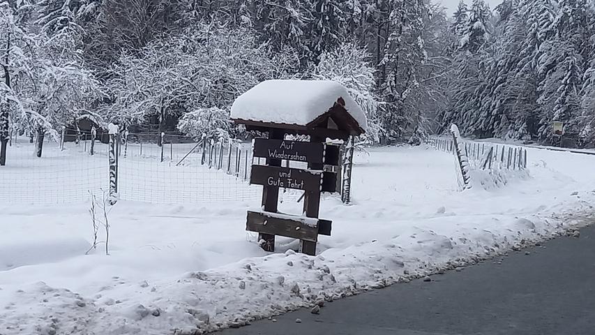 Winterbilder im Advent in der Fränkischen Schweiz - wie hier in Geschwand. Winterbilder im Advent in der Fränkischen Schweiz - wie hier in Geschwand.