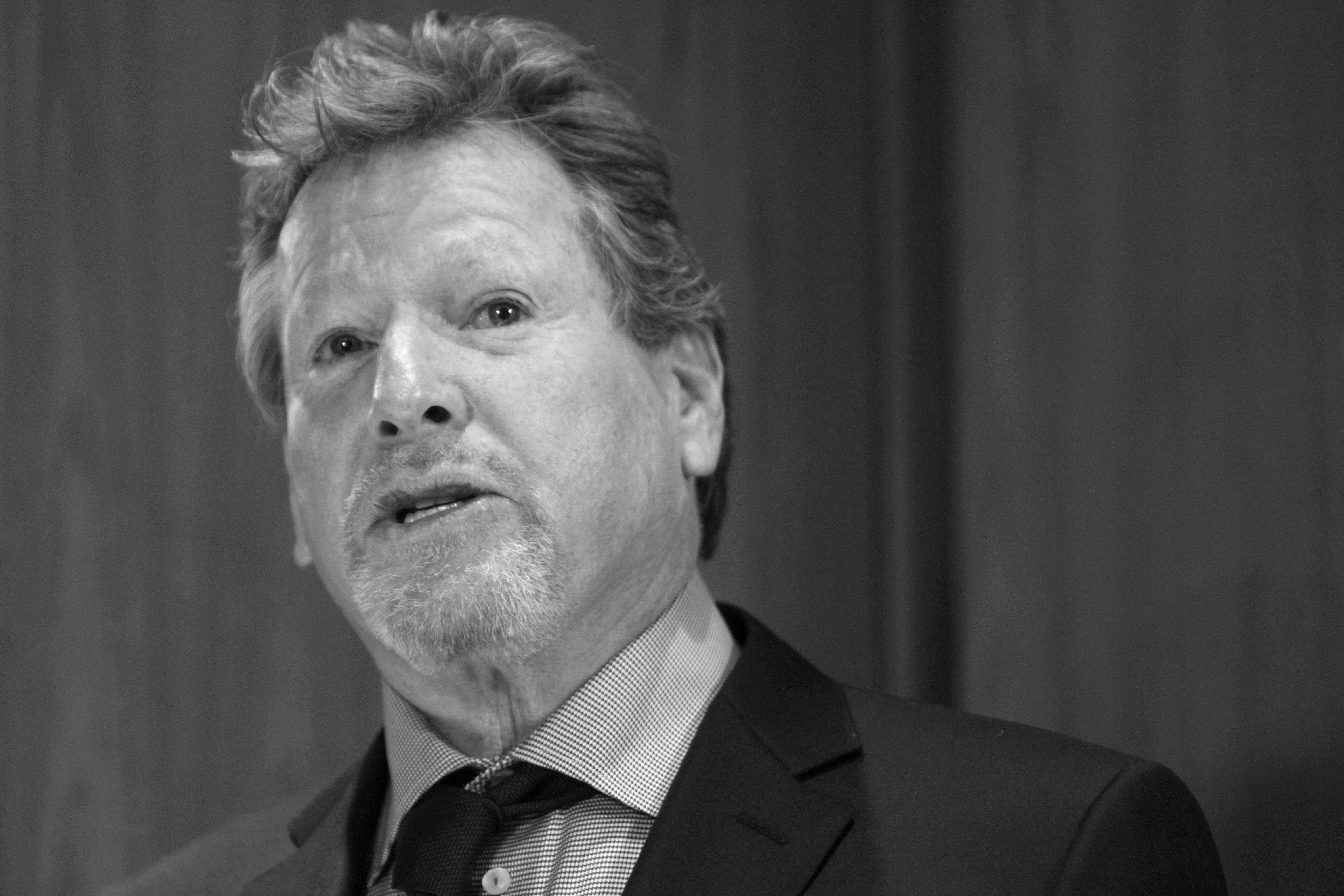 Der US-Schauspieler Ryan O’Neal, Star aus Filmen wie "Love Story", "Paper Moon" oder "Barry Lyndon", ist tot. Sein Vater sei am 8.Dezember  "friedlich" gestorben, gab Sohn Patrick O'Neal (56) auf Instagram bekannt. Er wurde 82 Jahre alt.