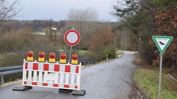 Schnabelwaid: Straße am Craimoosweiher wegen Biberschäden gesperrt