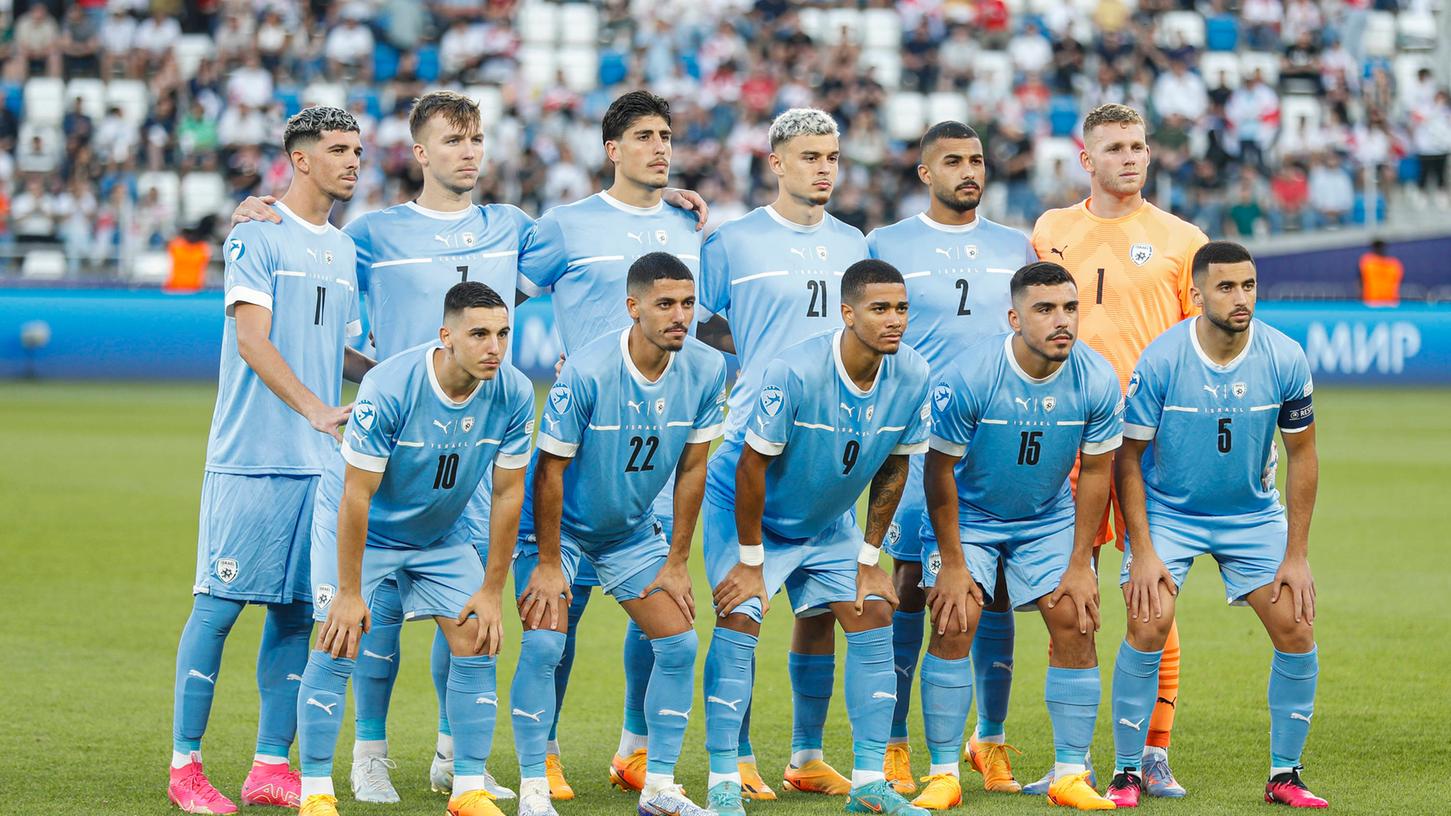 Künftig werden die israelischen Fußballer (hier die U20-Mannschaft bei der diesjährigen EM) nicht mehr mit der Puma-Katze auf der Brust auflaufen.