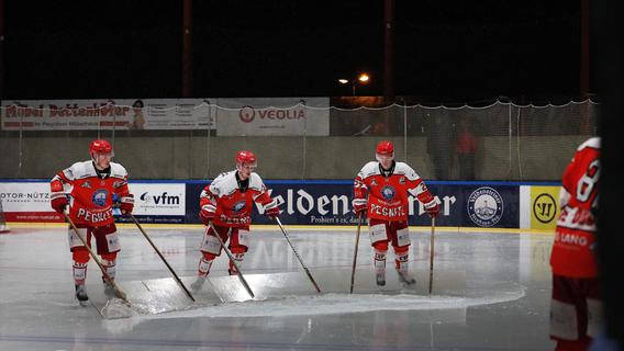 Eishockey-Landesliga: Nach 40 Minuten "Wasserspielen" war Schluss in Pegnitz