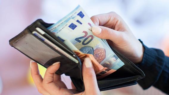 Inhalt mit 1000 Euro aufwärts: Geldbörse eines 84-Jährigen aus Dinkelsbühl wurde zurückgebracht