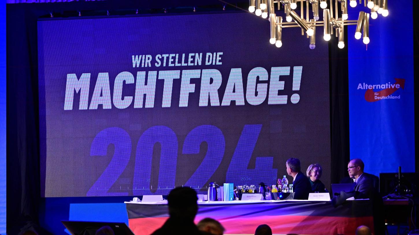 "Wir stellen die Machtfrage! 2024", hieß es im November beim Landesparteitag der AfD in Thüringen.