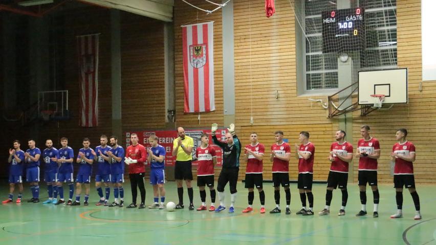 Wie im Vorjahr so standen sich erneut der SV Alesheim (links) und der TSV 1860 Weißenburg I (rechts) im Finale gegenüber.