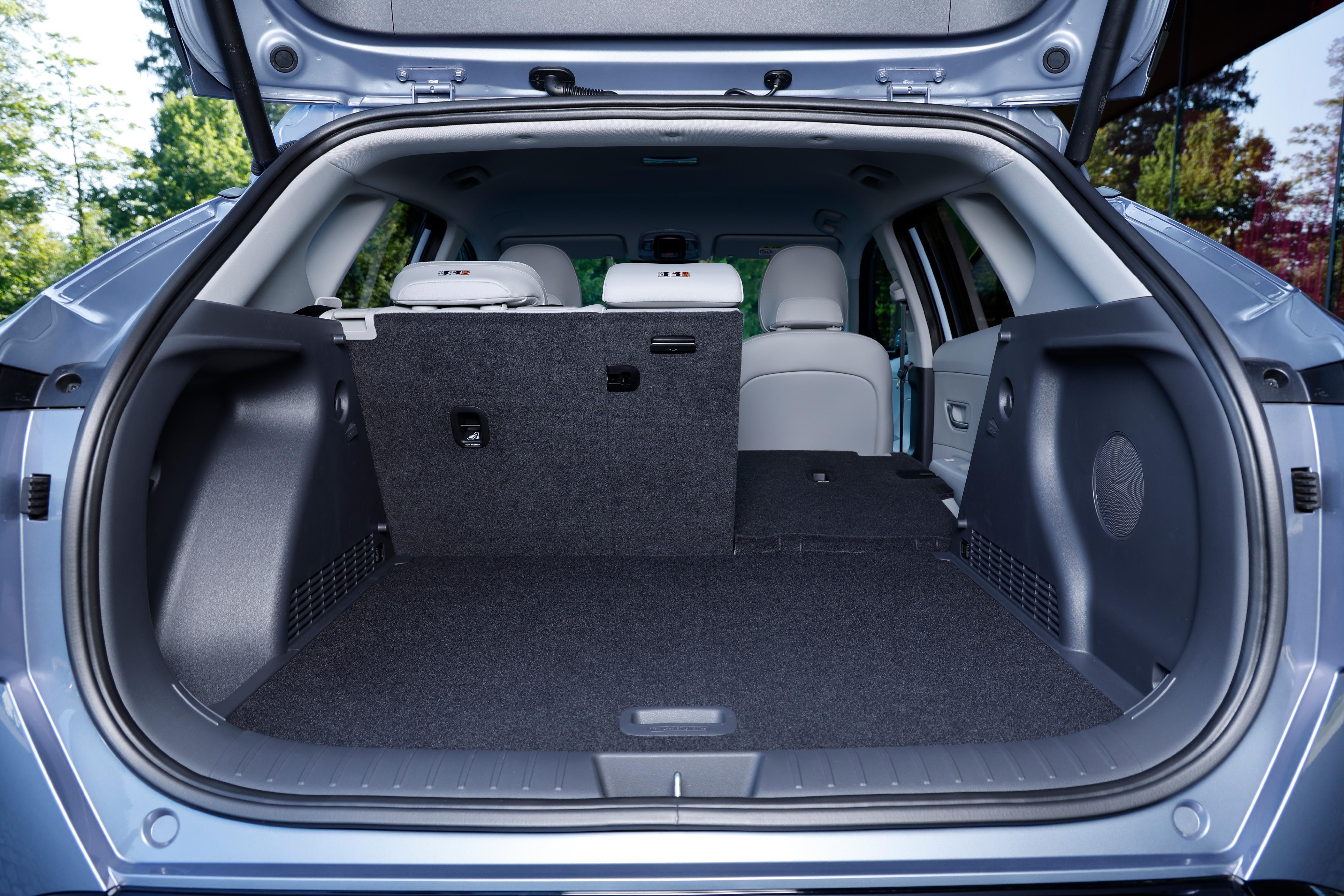 Das Gepäckabteil nimmt 466 bis 1300 Liter auf.