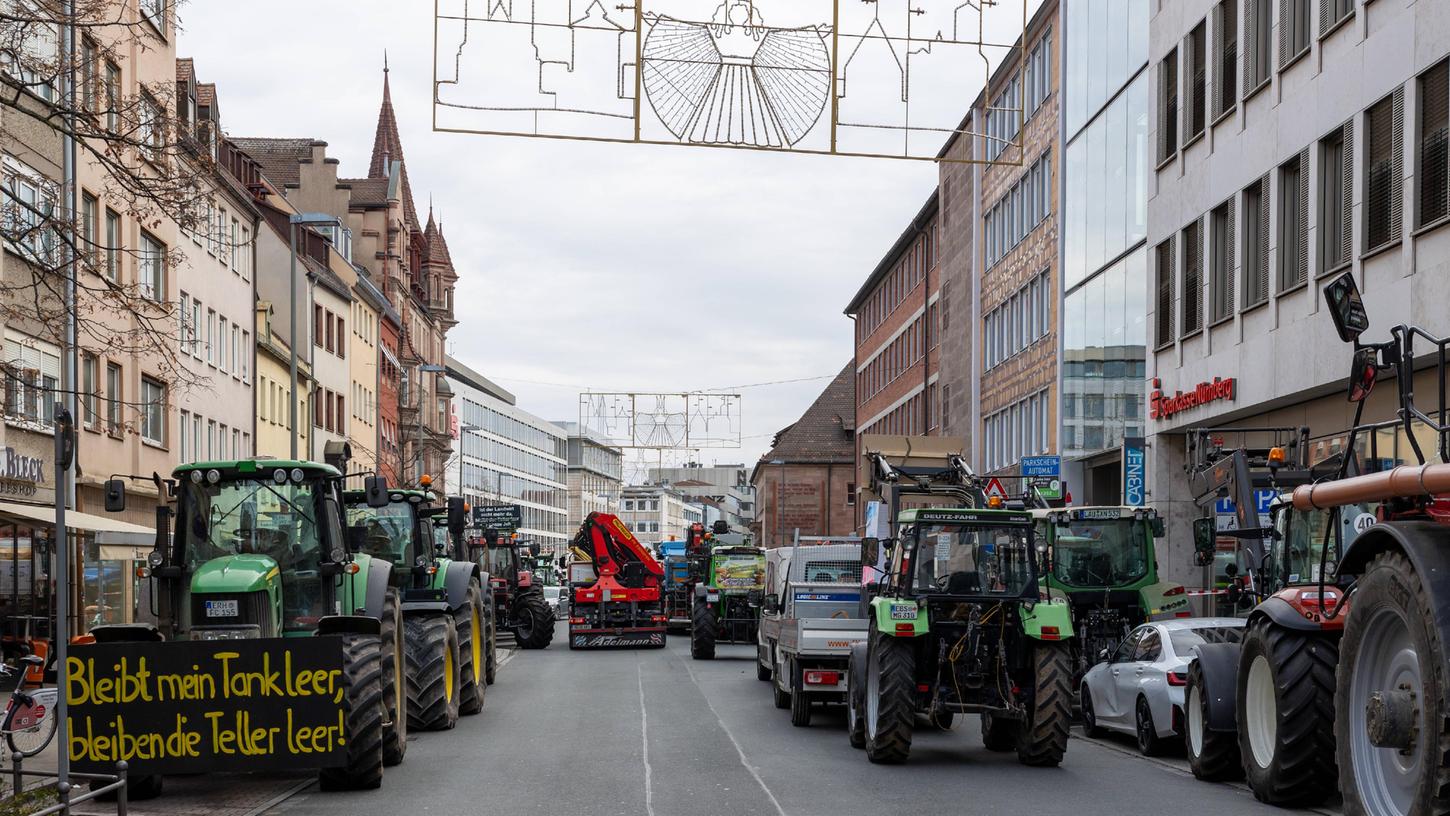 Traktoren in der Nürnberger Innenstadt.