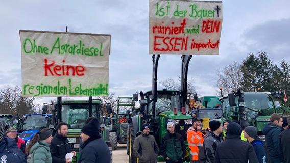Mehr als 500 Traktoren bei Bauernprotest: Volle Straßen in Roth bei der größten Demo Mittelfrankens