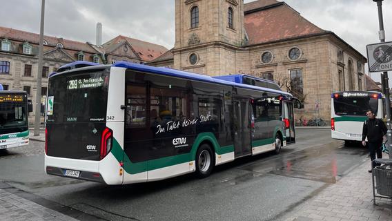 Seit 2024 ist das Busfahren in der Erlanger Innenstadt kostenlos: Das müssen Fahrgäste beachten