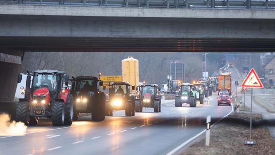 Neuer Protesttag der Bauern im Kreis Roth: Verkehrsbehinderungen an Bundesstraßen und Autobahnen