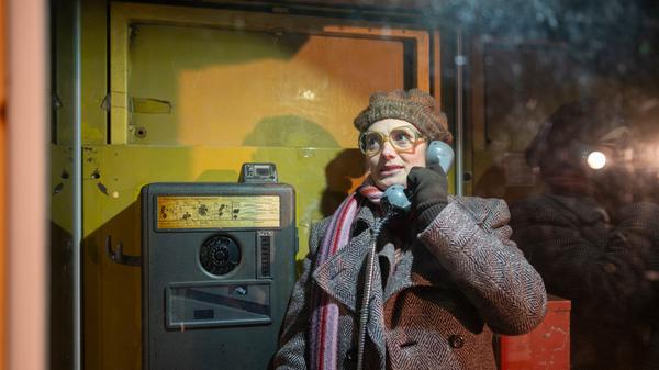 Nicht alles läuft nach dem Plan von Barbara Wengert (Luise Hagedise Bernburg). Hektische Aktivitäten sind die Folge.