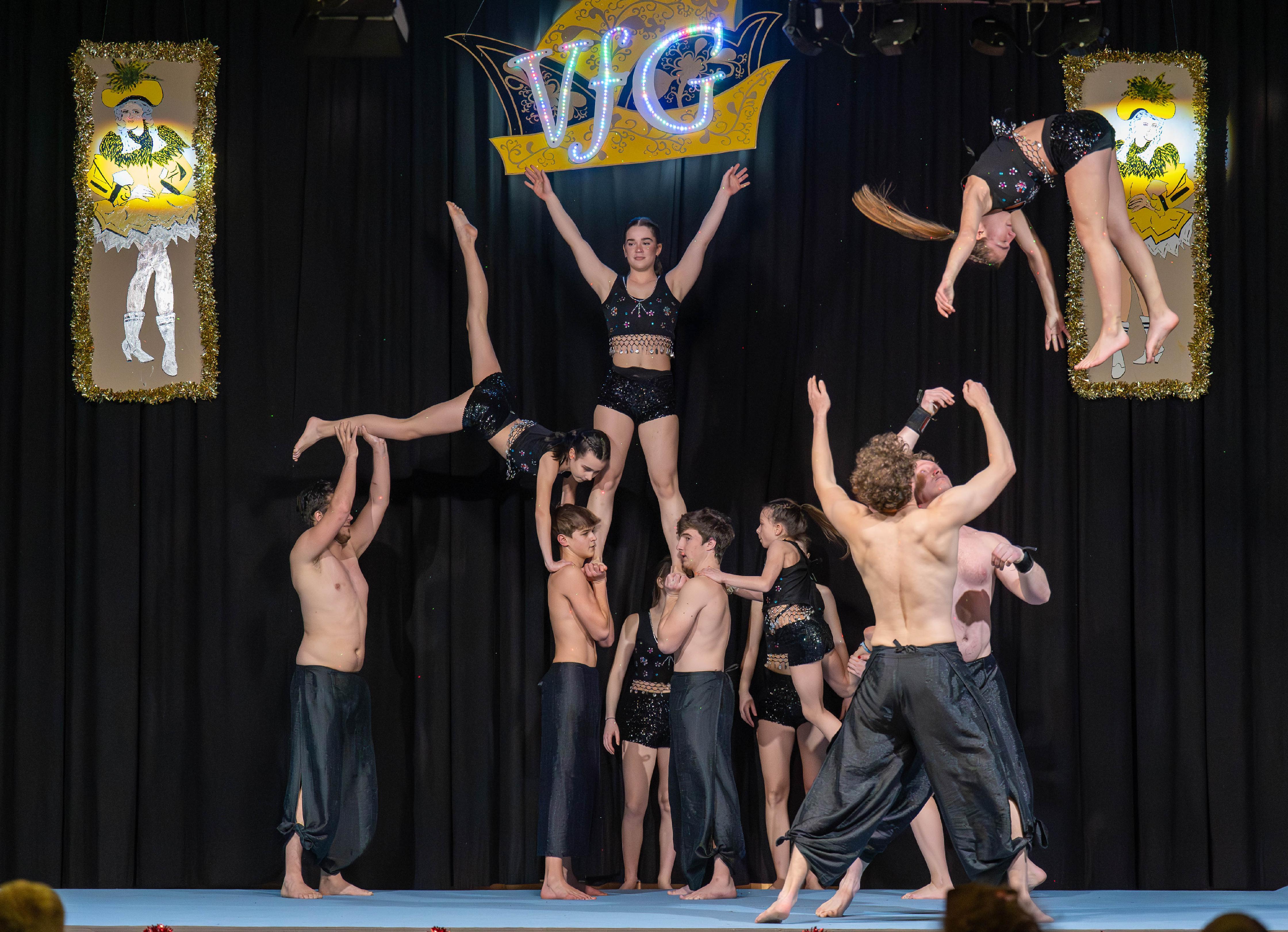 Unbestritten der artistischer Höhepunkt der Prunksitzung war der Auftritt des Neumarkter Circusvereins.