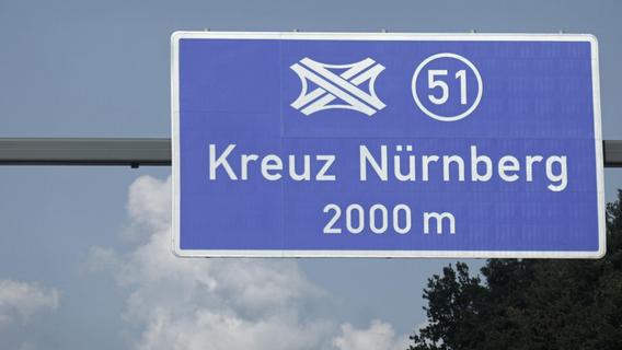 Fünf Verletze nach Massenkarambolage am Autobahnkreuz Nürnberg