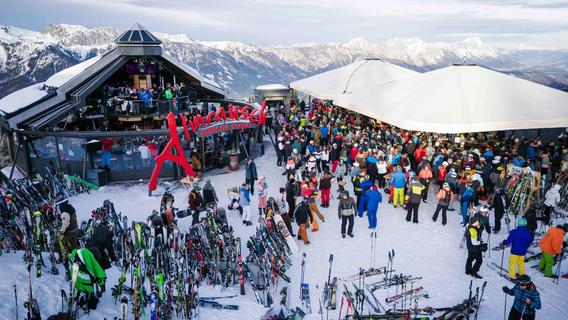 Nach der Piste ist vor der Party: Die besten Après-Ski-Orte in den Alpen