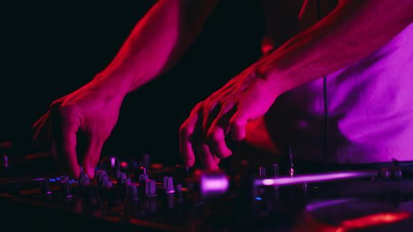 Bereits zum dritten Mal kommt die Partyreihe Nbg808 in die Kantine in Nürnberg. Mit im Gepäck haben die DJs am Freitag, 19. Januar, Breakbeat, Hardgroove und GTech. Um 22 Uhr geht es los. (SYMBOLBILD)