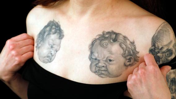 Das geht unter die Haut: Warum sich eine Nürnbergerin immer wieder neue Dürer-Tattoos machen lässt