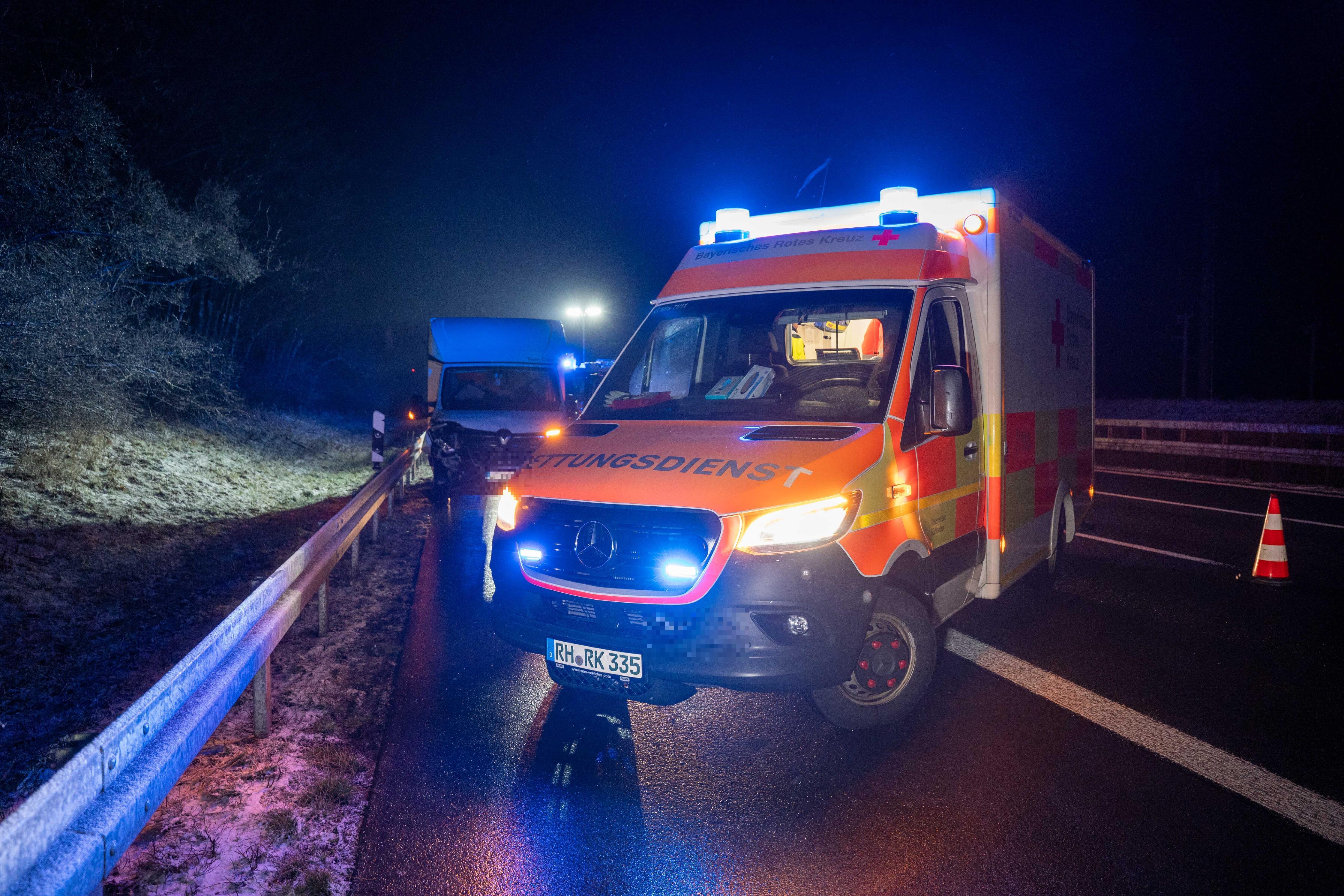 Doppelter Auffahrunfall Auf Der A9 Zwischen Hilpoltstein Und Allersberg