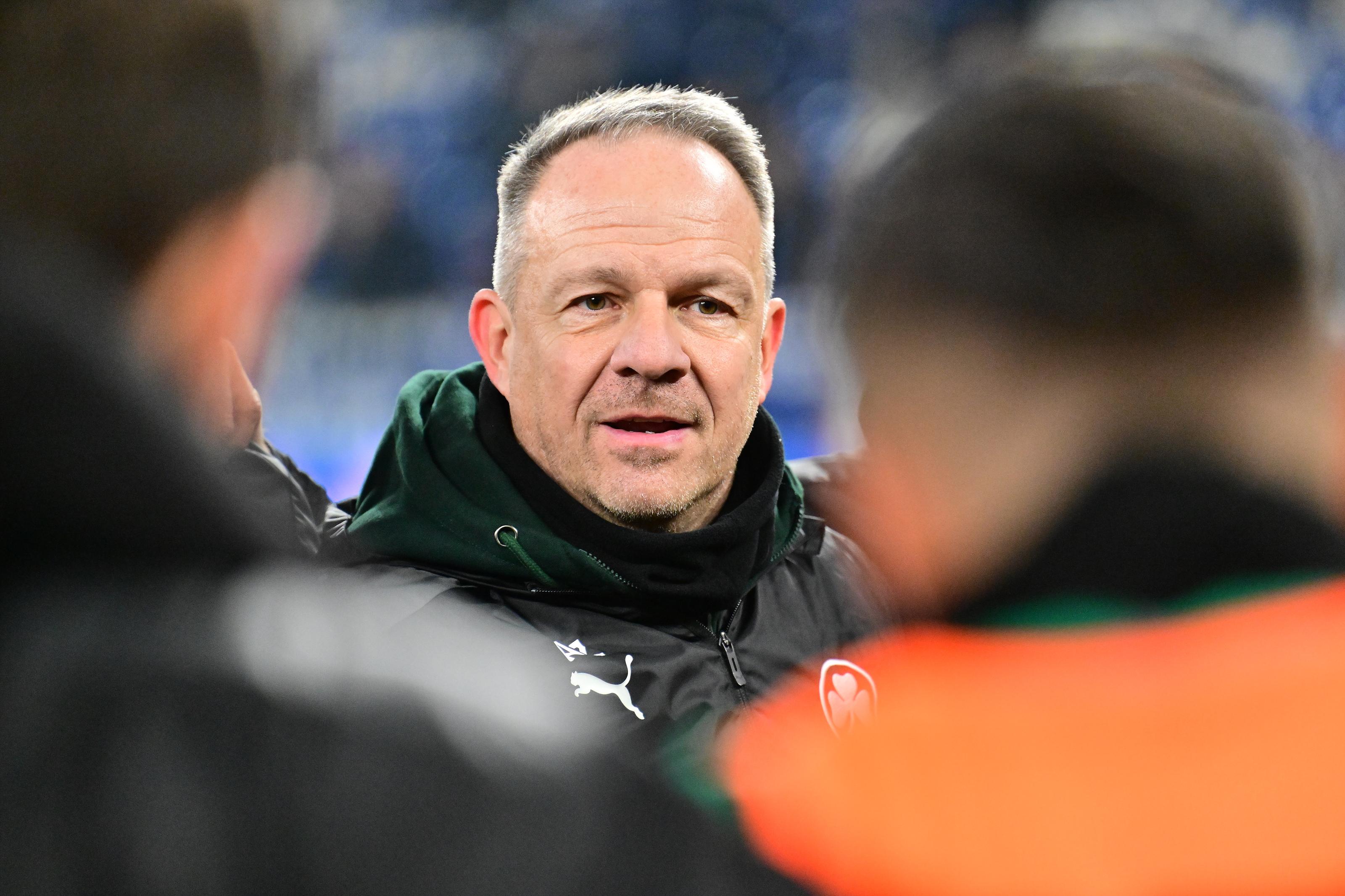 Trotz Zorniger will gegen Paderborn "zurück in die