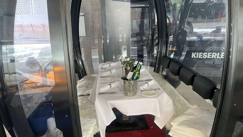 Ungewöhnliches Restaurant: Beim Grossarler Gondeldinner wird ein Tisch in die Kabine gebaut, bis zu sechs Gäste finden dort Platz für ein viergängiges Menü.