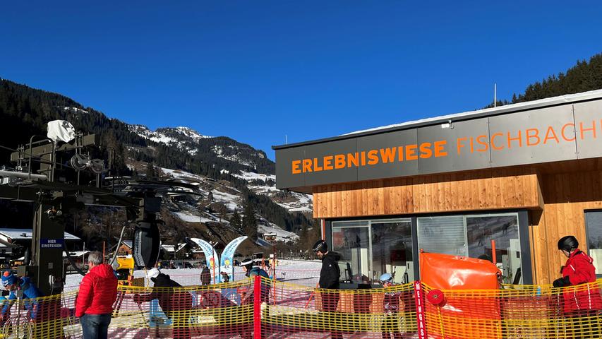 Und auch für die Kinder gibt es ein Gratis-Angebot: Egal, ob Skifahren oder Rodeln, auf der Erlebniswiese Fischbach kommt der Nachwuchs auf seine Kosten. Den Einsteigerhang dürfen auch Erwachsene gratis befahren.