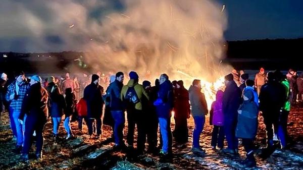 ROT-MahnfeuerinBreitenlohe