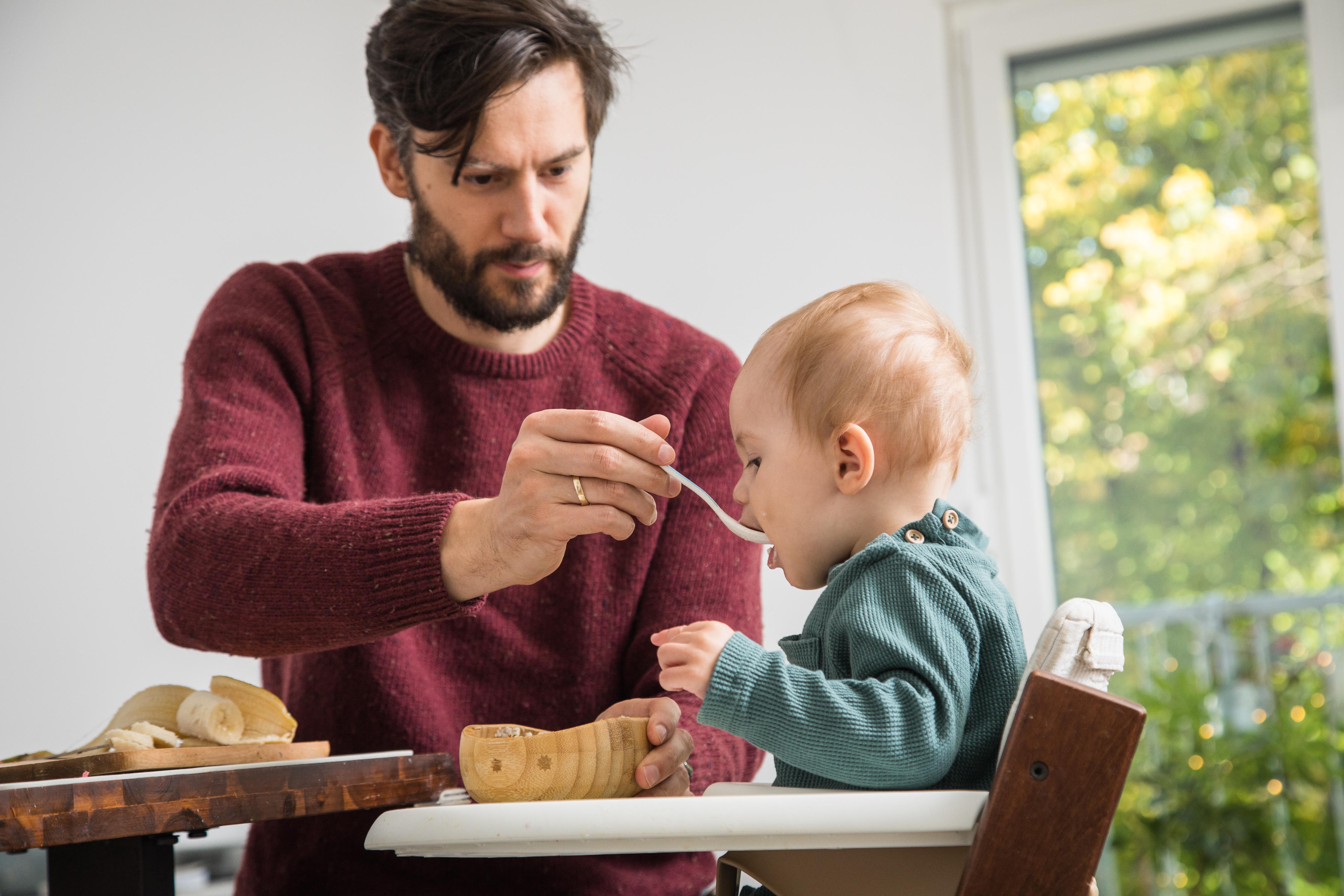 Warum Brei aus Fertiggläschen nicht das beste fürs Baby ist