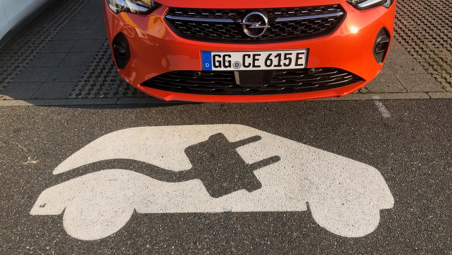 Seit 2022 kann das Elektroauto eine Jahresprämie einfahren. Doch die Situation hat schon einmal besser ausgesehen. Seit 2022 kann das Elektroauto eine Jahresprämie einfahren. Doch die Situation hat schon einmal besser ausgesehen.