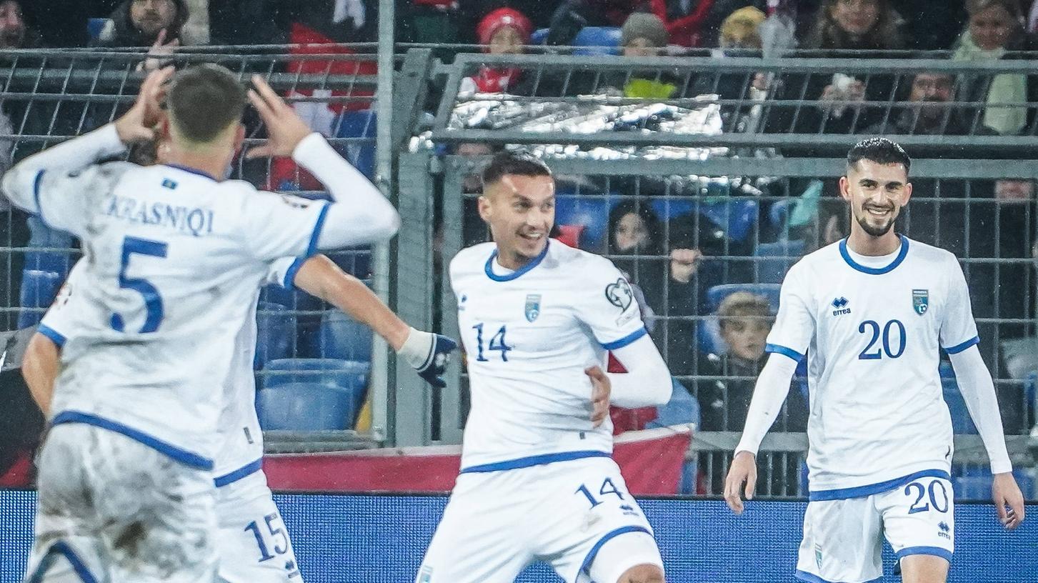 Traf für den Kosovo auch im Länderspiel gegen die Schweiz: Muhamet Hyseni (Mitte)