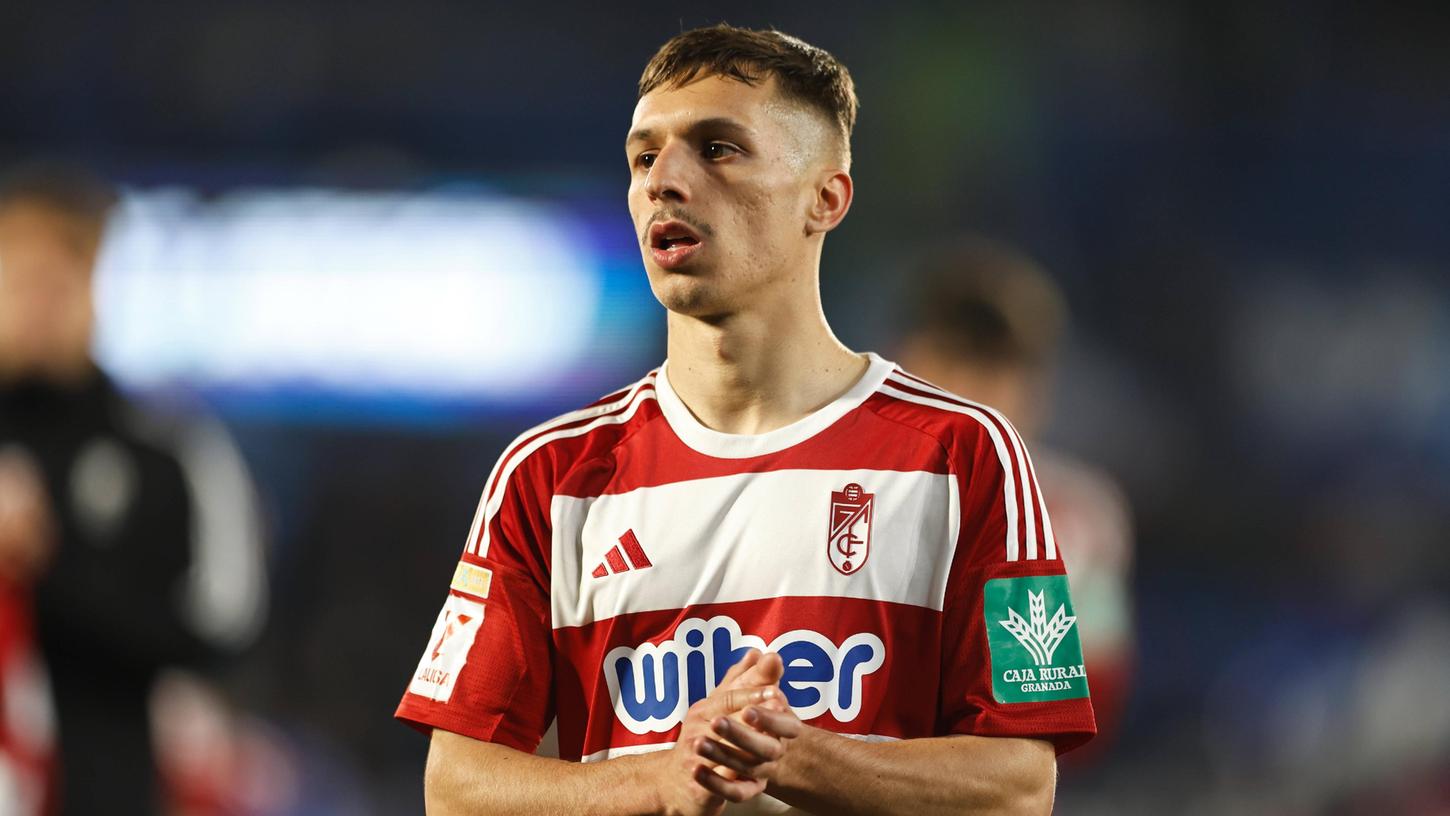Bryan Zaragoza ist ein halbes Jahr früher als geplant zum FC Bayern gewechselt. Bryan Zaragoza ist ein halbes Jahr früher als geplant zum FC Bayern gewechselt.