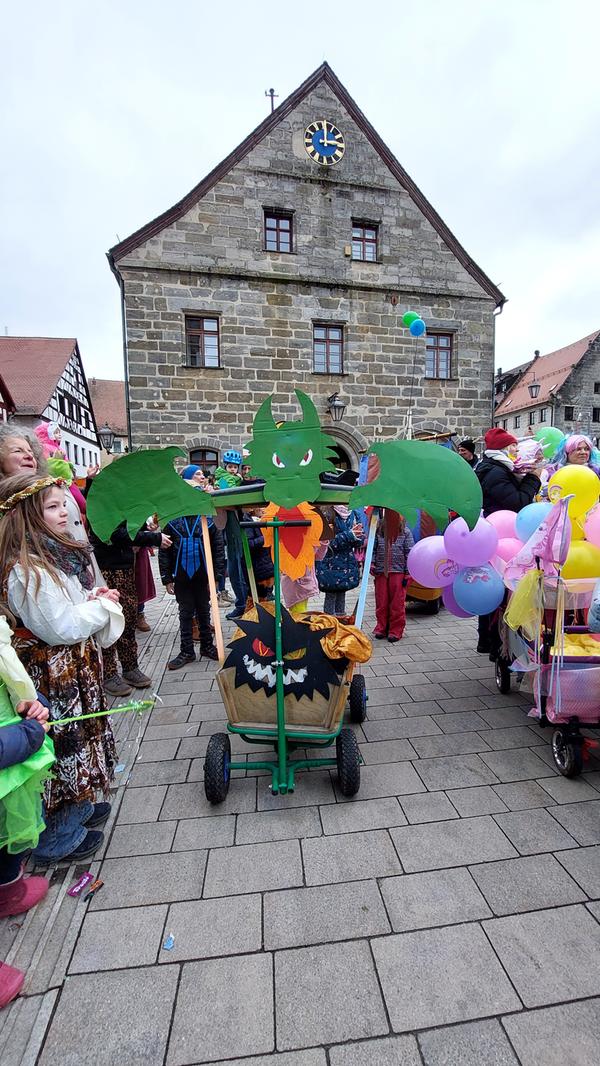 Faschingsumzug Altdorf.jpg