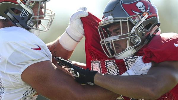 "Also, ich sage, die 49ers gewinnen. Ich denke, dass sie komplett gesehen einen besseren Kader haben und ein ‘complete team’ sind. Christian McCaffrey wird, denke ich, einen großen Unterschied machen. Endergebnis; 27:21."