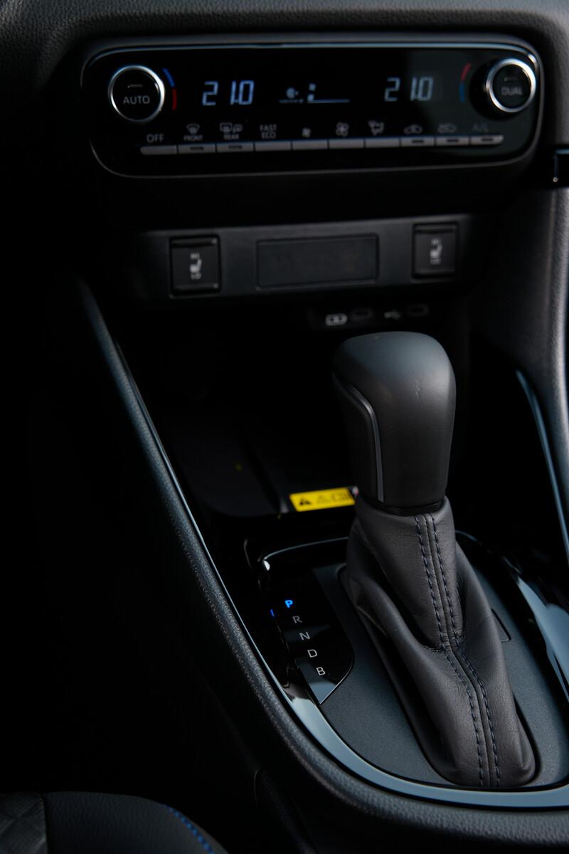 Es gibt auch eine "B"-Fahrstufe für verstärkte Rekuperation.