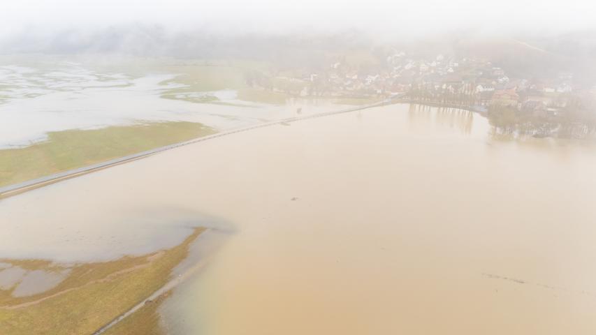 Der tagelange Regen wirkt sich vor allem auf die Landkreise Bamberg und Haßfurt aus. Starke Regenfälle sorgten hier für Überschwemmungen. Das Ausmaß wird am Donnerstag flächendeckend sichtbar.