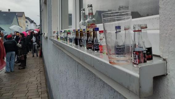 Alkohol floss im Regen: Schläger, Zündler und Krakeeler beim Chinesenfasching in Dietfurt