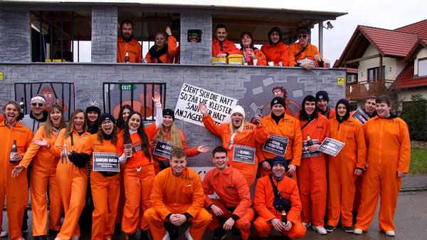 Kommen diese Zeitgenossen gerade aus der Haft?