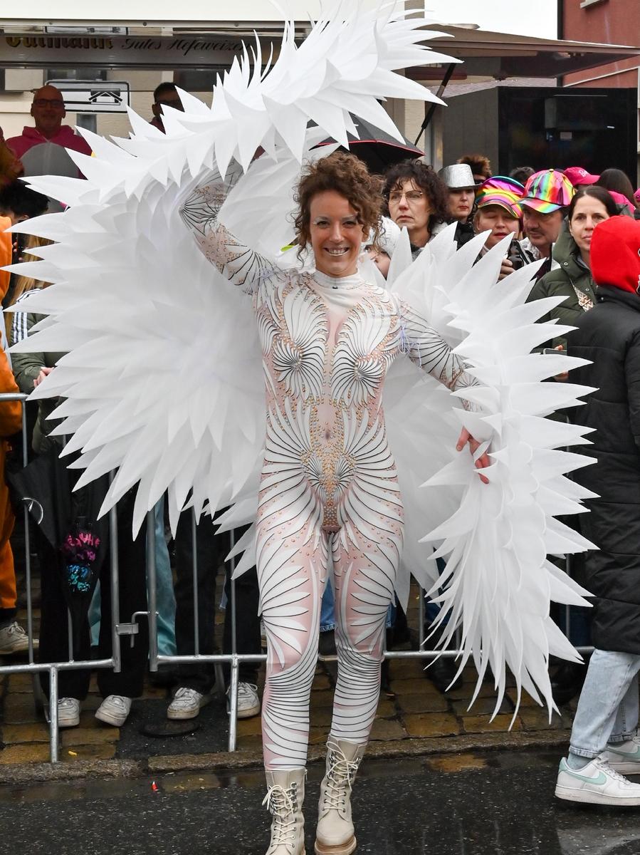 Aufwendige Kostüme gab es zu sehen, fast wie beim Carneval in Rio.