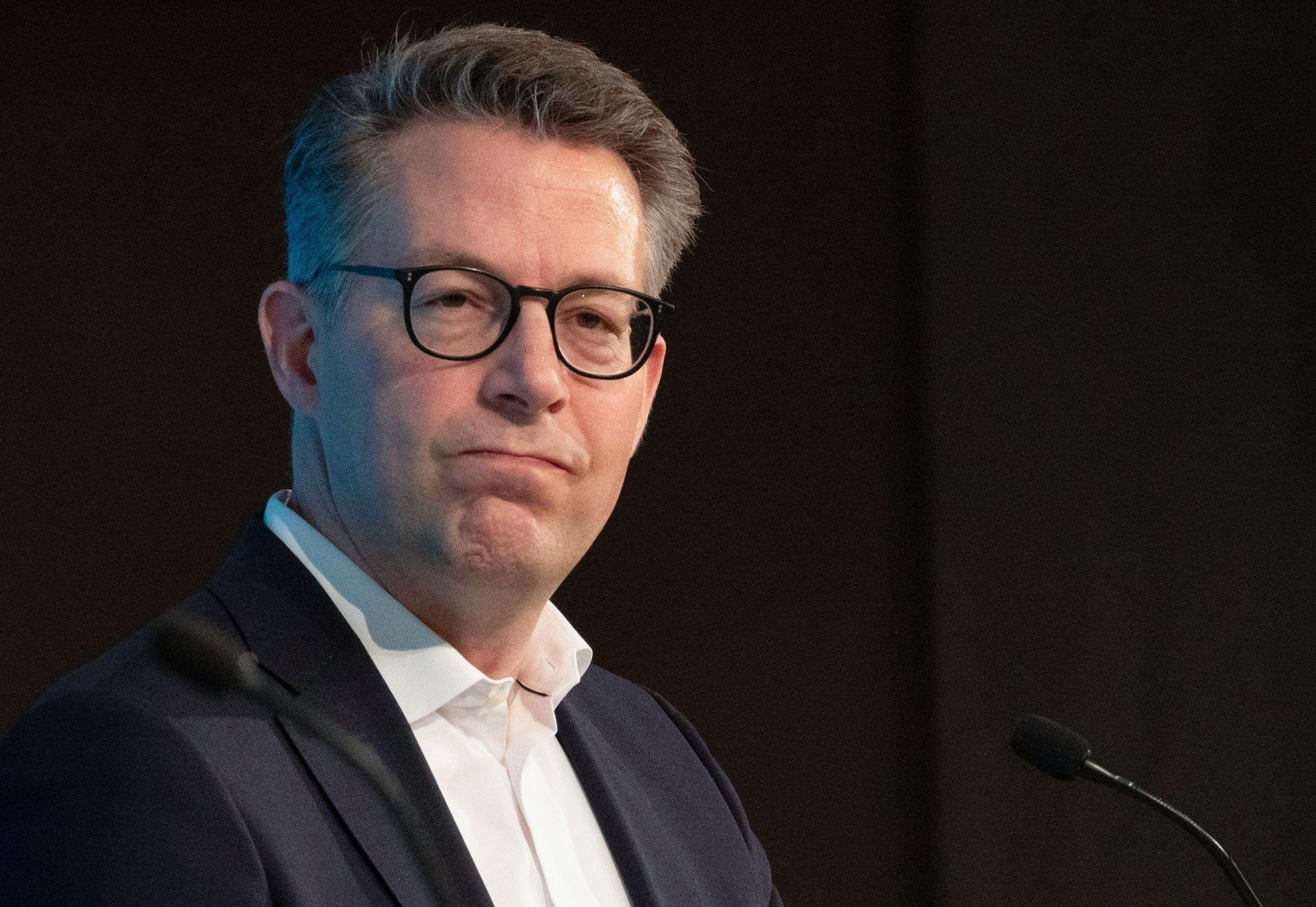 Blume kritisiert Subventionen für IntelChipFabrik Nordbayern