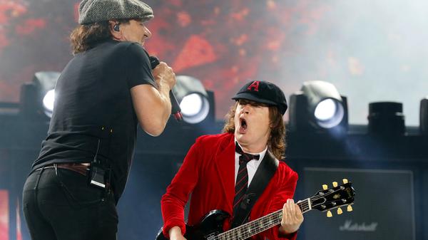 powi-AC/DC