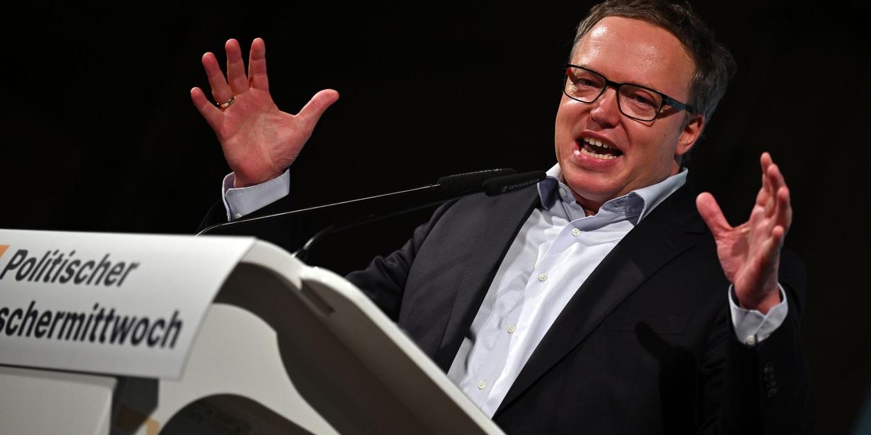 CDU feuert gegen AfD - Die will weiter "Remigration"