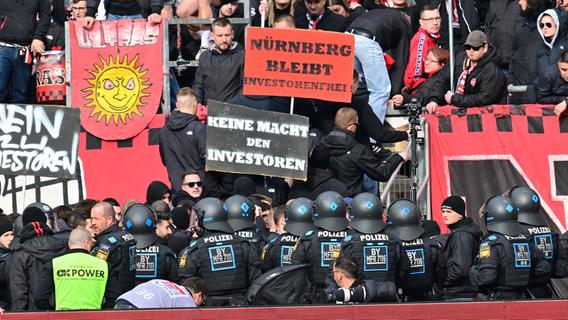 Ultra-Eklat in Nürnberg: Fans stürmen Innenraum - so erklärt die Szene die aufsehenerregende Aktion