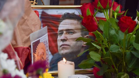 Diebstahl nach Nawalny-Gedenken in Nürnberg - Staatsschutz ermittelt