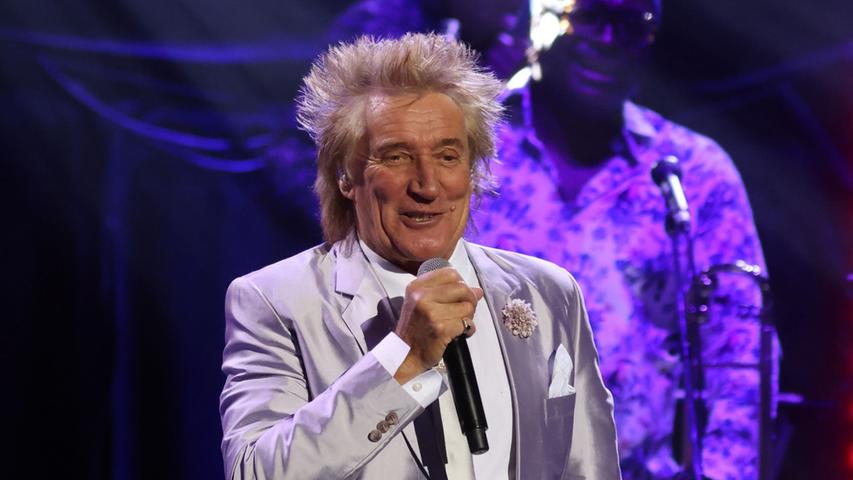 Der 79-jährige Popsänger Rod Stewart tritt am Freitag, 24. Mai, ab 20 Uhr in der Arena Nürnberger Versicherung auf. Tickets für das Konzert gibt es ab 180 Euro.
