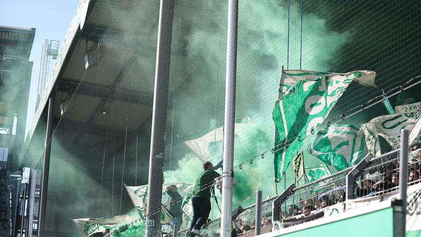 Scharmützel beim Frankenderby: Alle Bilder von den Choreos - FCN-Ultras mit Seitenhieb an die DFL